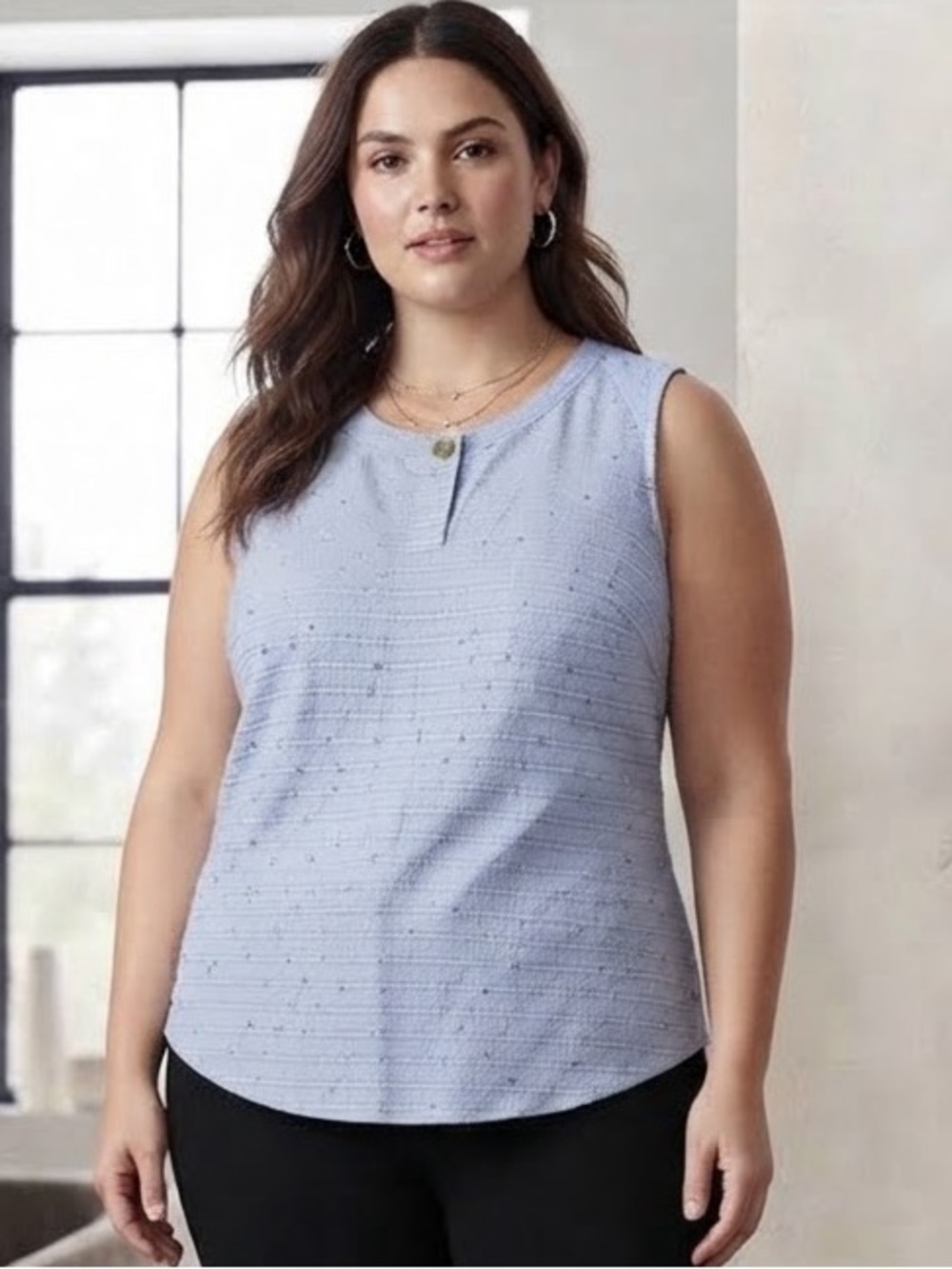 Liz Claiborne Light Blue Sleeveless Blouse